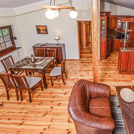 With Fireplace I Nyaraló Nowe Warpno