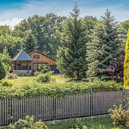 With Fireplace I Semesterbostad