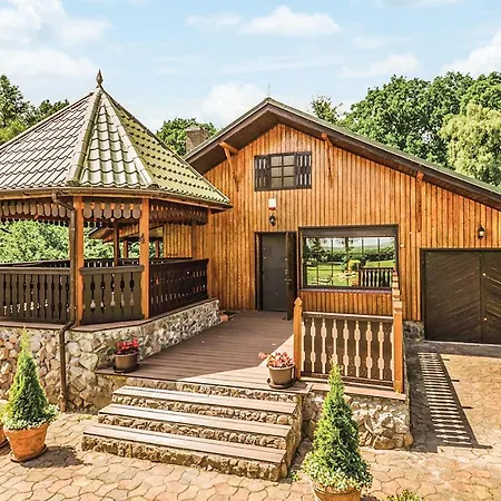 2 Bedroom Gorgeous In *