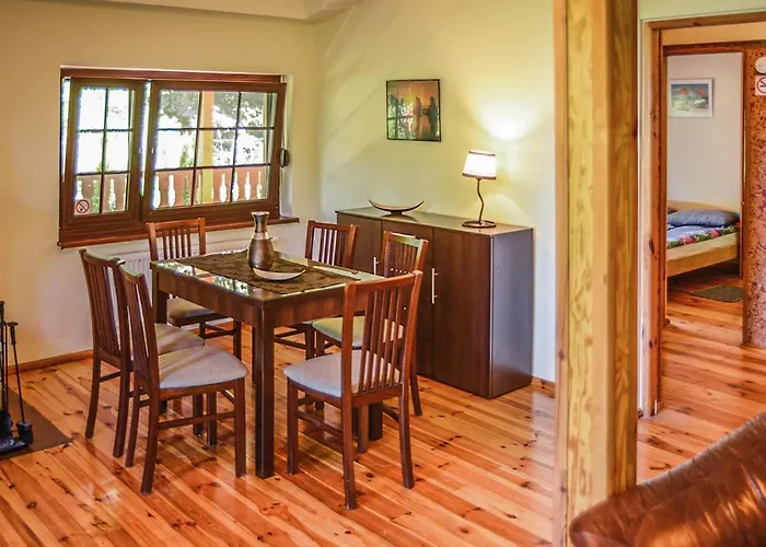 Сasa de vacaciones With Fireplace I Nowe Warpno