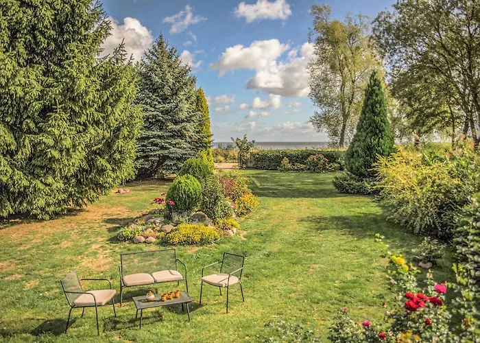 With Fireplace I بيت للعطل