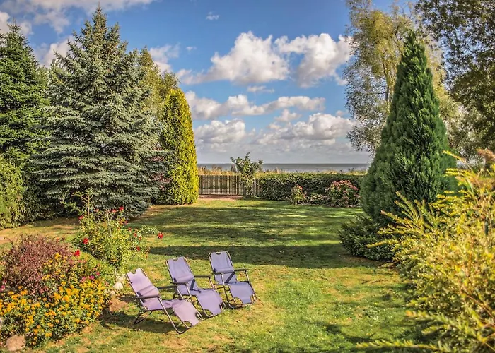 Сasa de vacaciones With Fireplace I